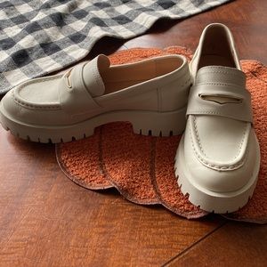 Steve Madden Lawrence bone white loafers size 7